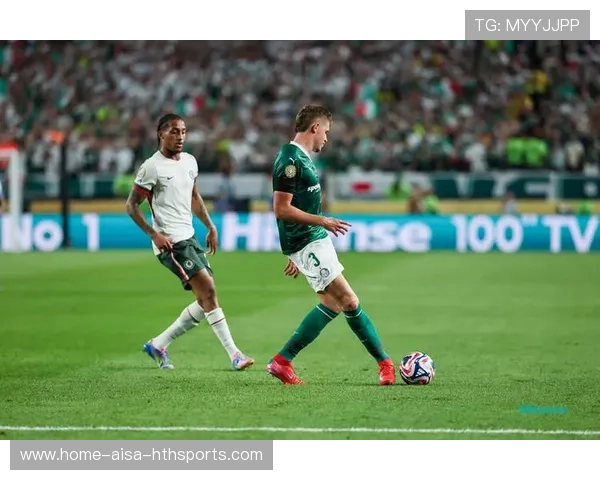 切尔西加快两侧传递制造空挡，助力球队进攻重构